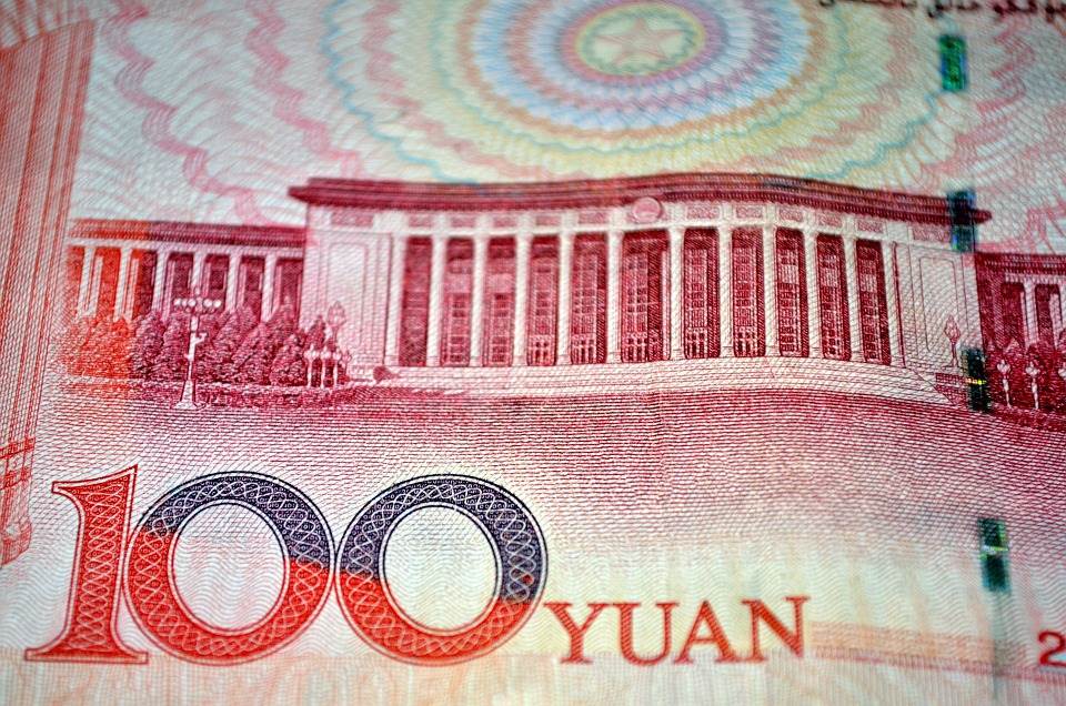 yuan fisso sotto 7